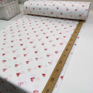 Ранфорс сердечки красные на белом F