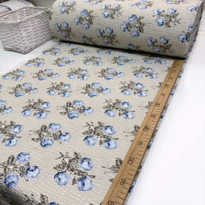 Ранфорс жатый розочки голубые на бежевом