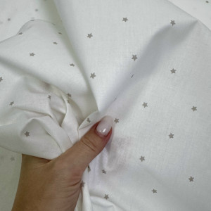 Ранфорс звездочки серо-бежевые на белом мелкие