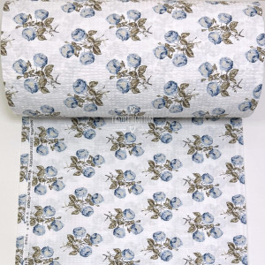 Ранфорс жатый розочки голубые на белом