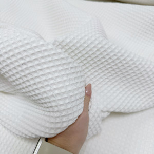 Вафельное полотно клеточка soft молочный