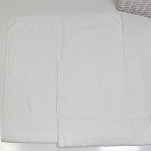 Купон листья 50*90см молочный