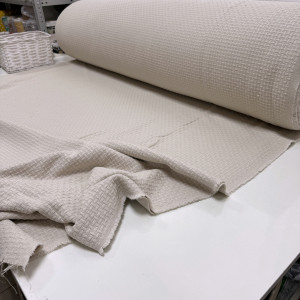 Пике-жаккард пыльная карамель