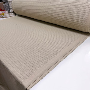 Вязаное полотно бежевый