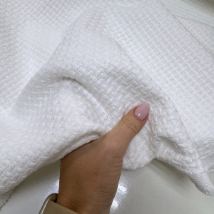 Пике-жаккард белый