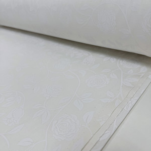 Ранфорс набивной розы на ветке