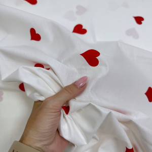Ранфорс сердца красные на белом